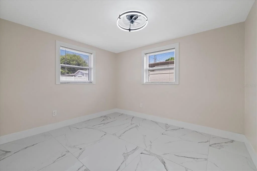 Photo of 2229 ROSELAWN DRIVE