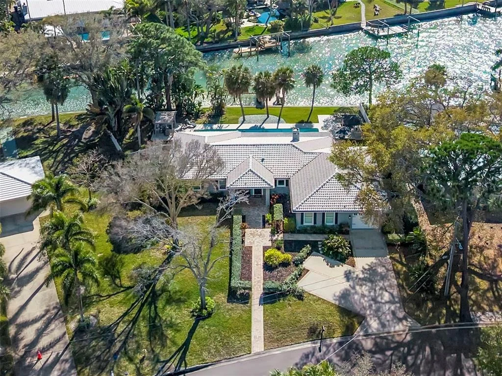 Photo of 101 SHORE DRIVE
