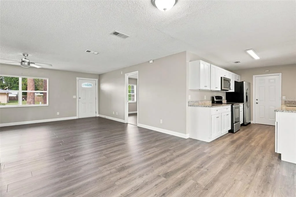 Photo of 3307 PINE TREE DRIVE