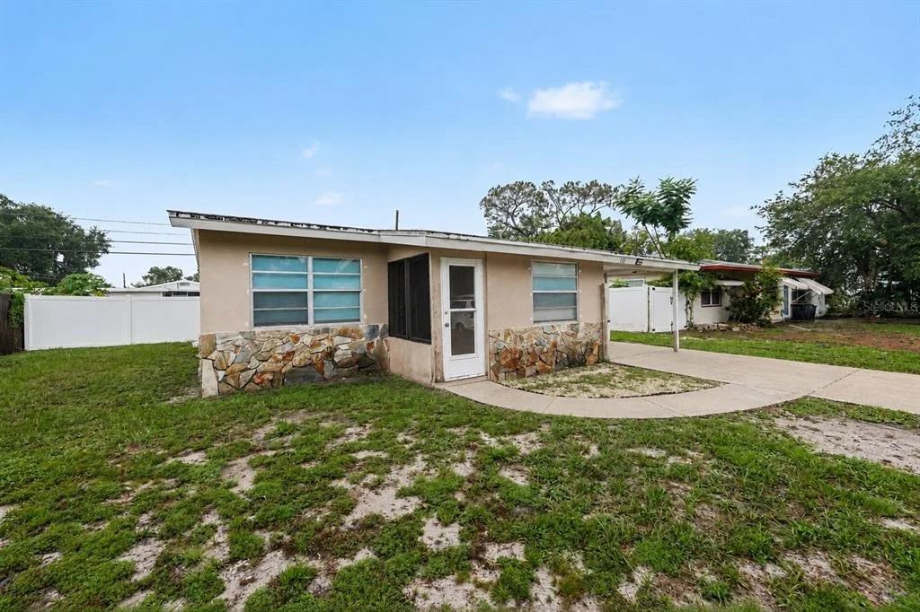 Photo of 131 EMERALD LANE