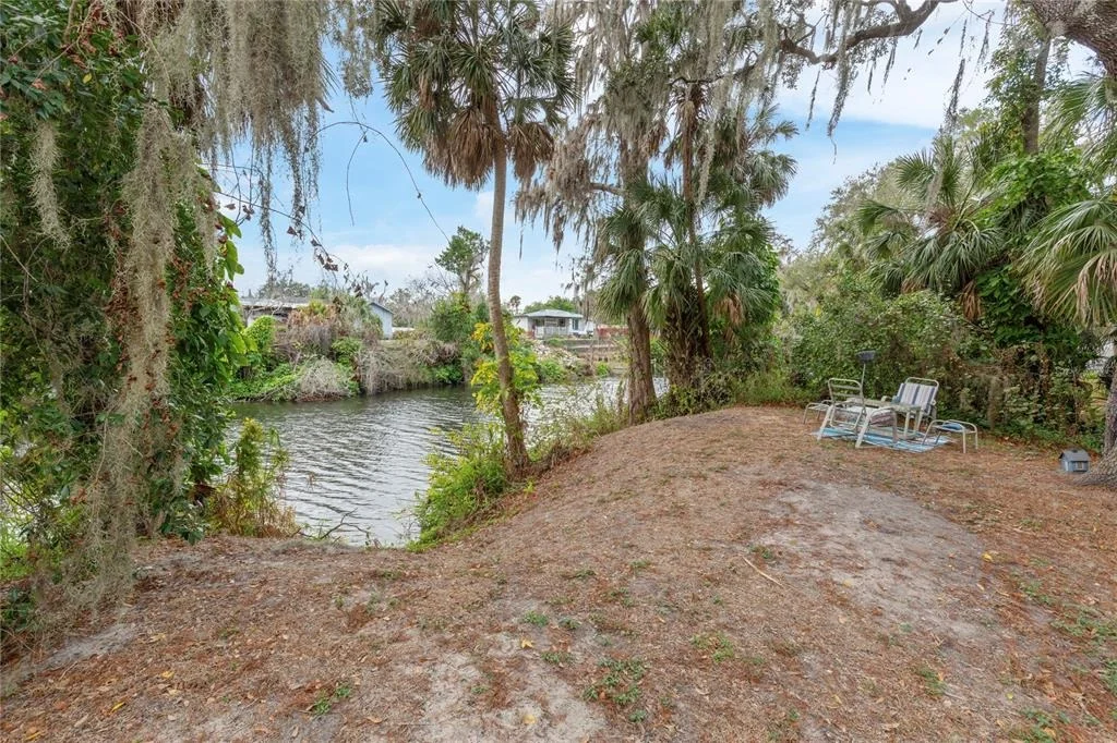 Photo of 4162 ALAFIA BOULEVARD