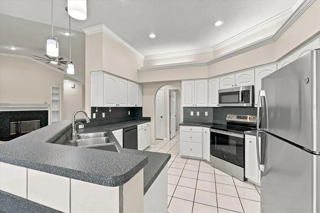 Photo of 557 SUTTON ROAD
