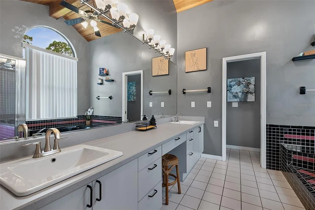 Photo of 3 ECHO WOODS WAY