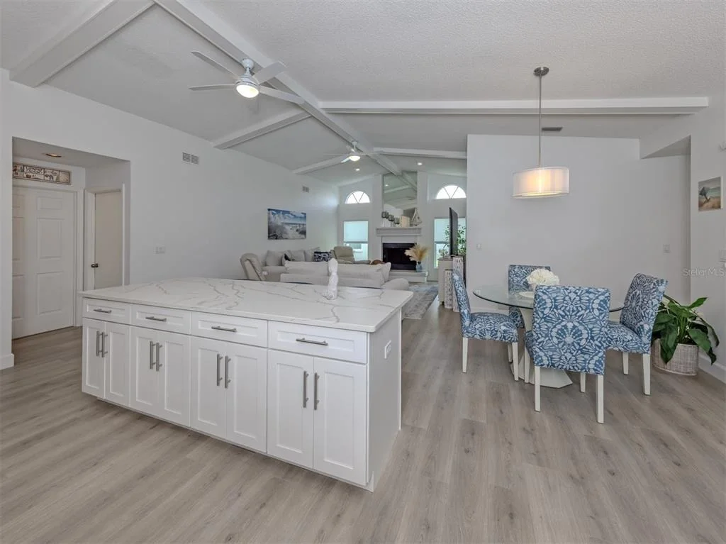 Photo of 1428 GLENEAGLES DRIVE