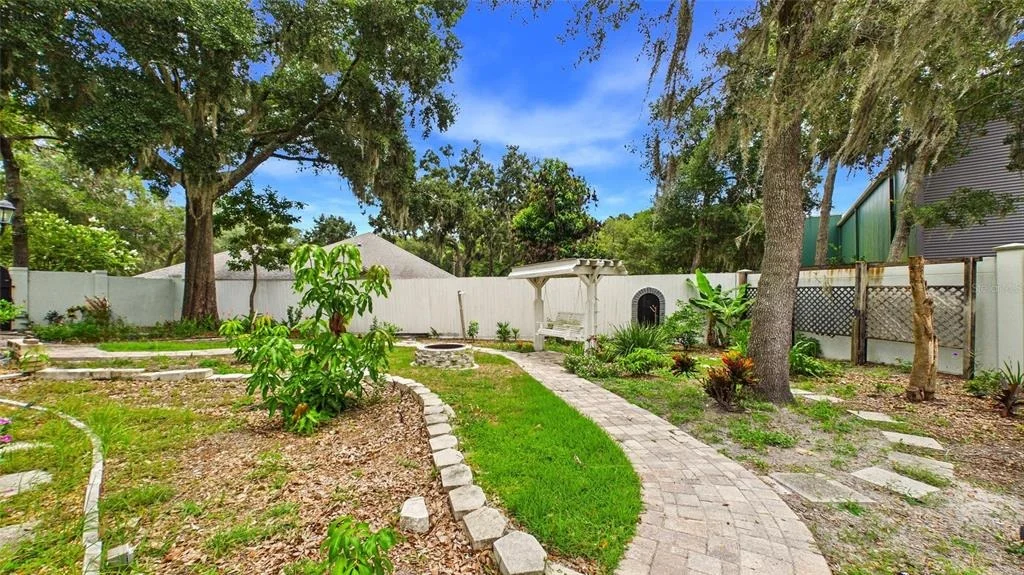 Photo of 7225 RIVER FOREST LANE
