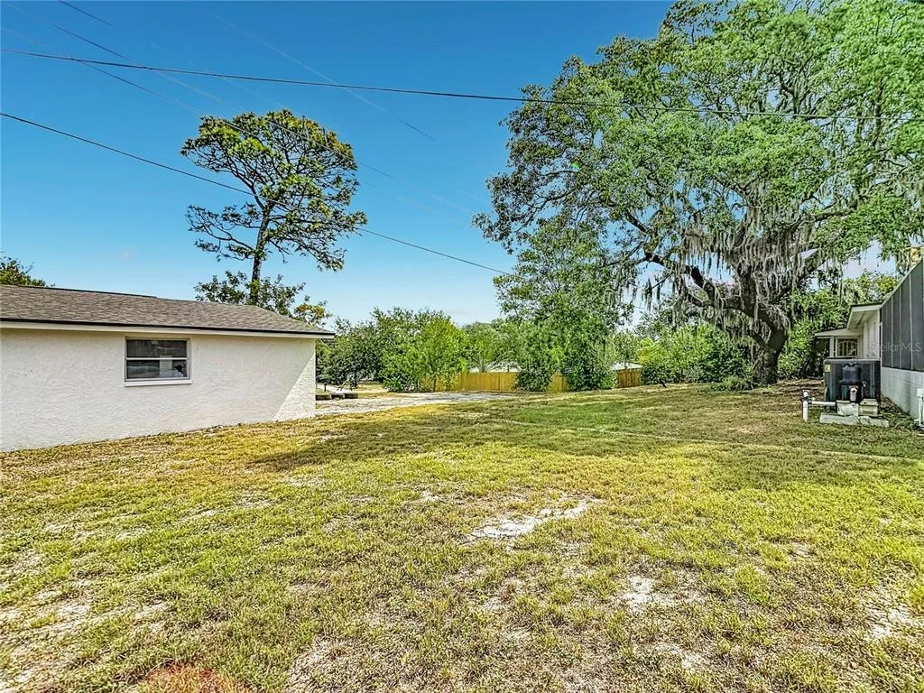 Photo of 5433 FRONT DRIVE