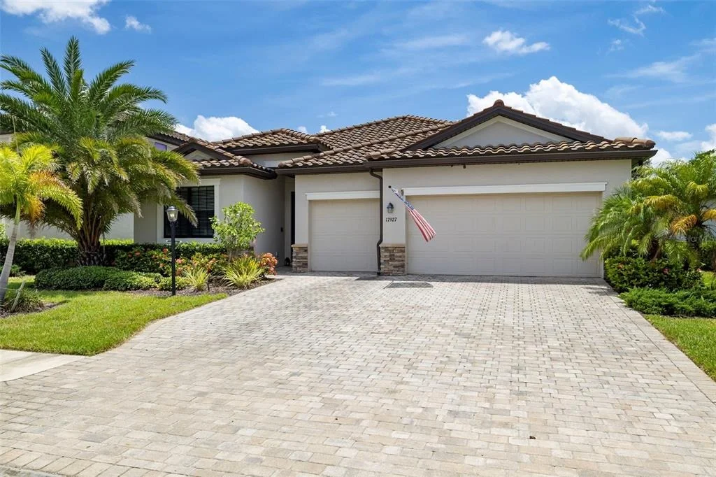 Photo of 17927 POLO TRAIL