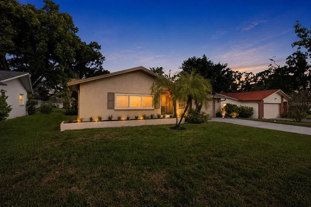 Photo of 2336 MALCOLM DRIVE