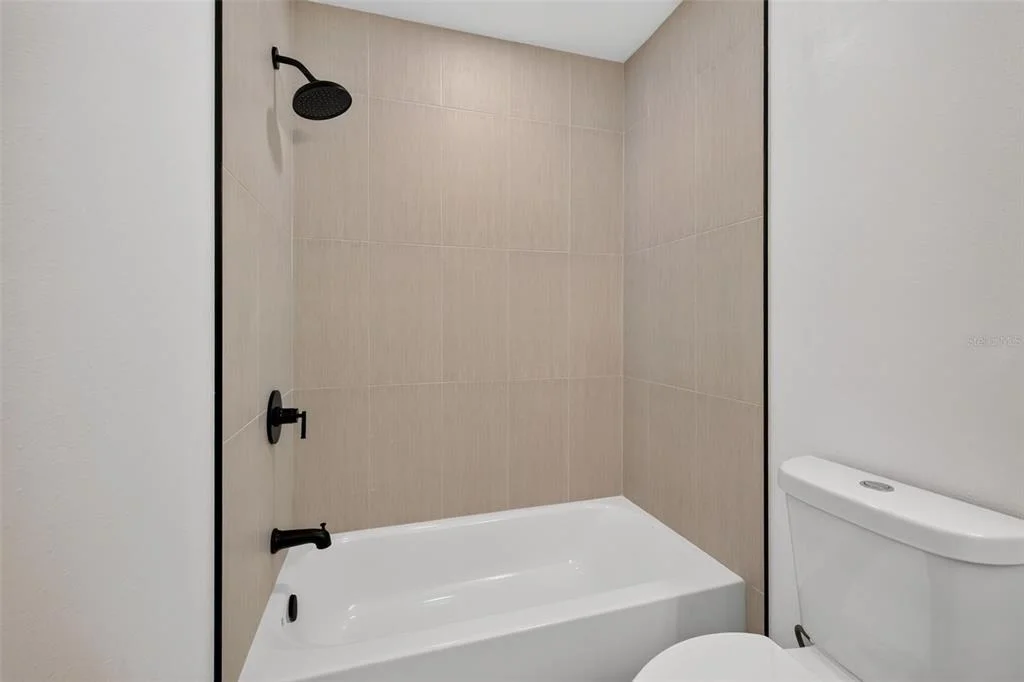 Photo of 11317 SYLVAN GREEN LANE