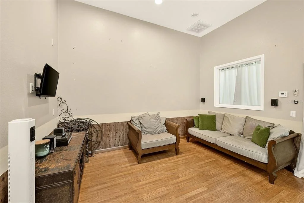 Photo of 807 CENTERBROOK DRIVE