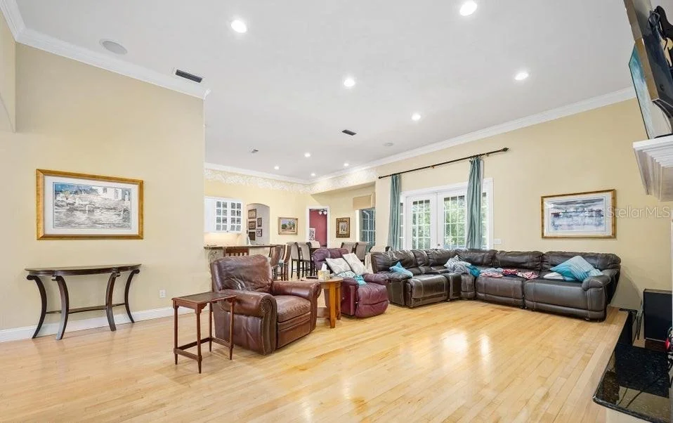Photo of 6 BROADWATER DRIVE