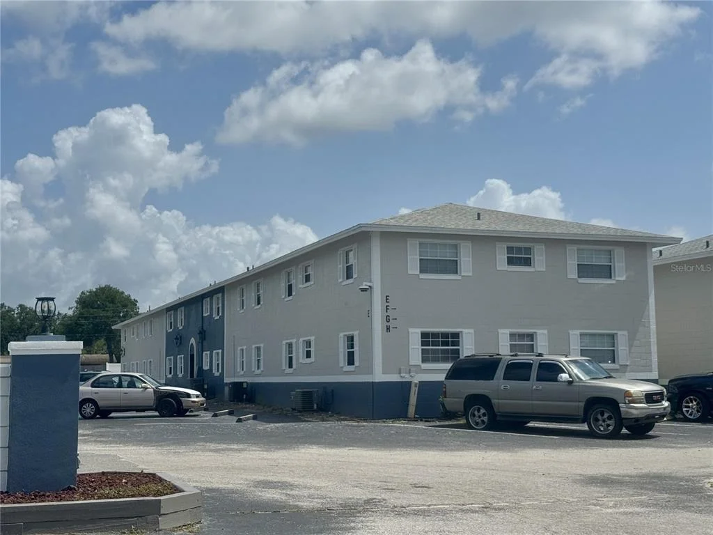Photo of Unit D36 at 1400 EUDORA ROAD