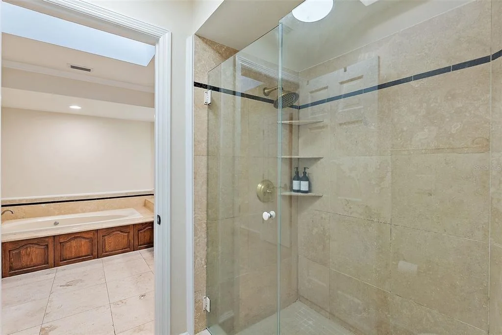 Photo of 2371 LANDINGS CIRCLE