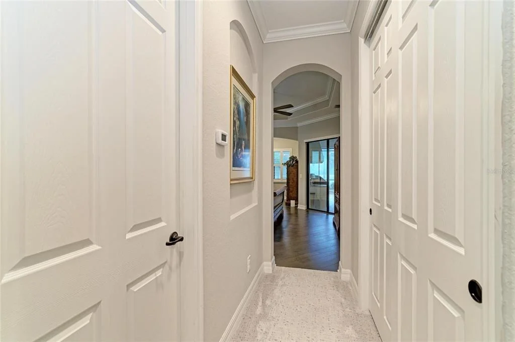 Photo of 5660 CLOVERLEAF RUN