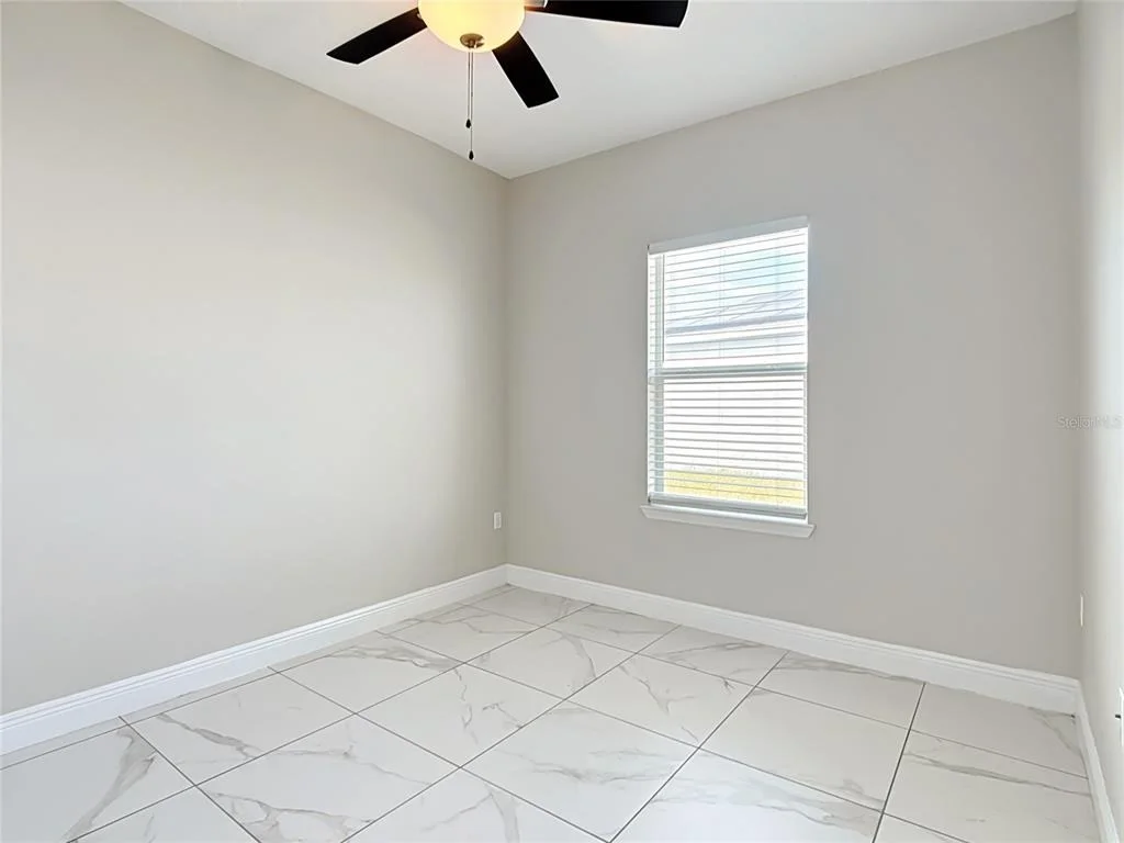 Photo of 106 OAK CIRCLE