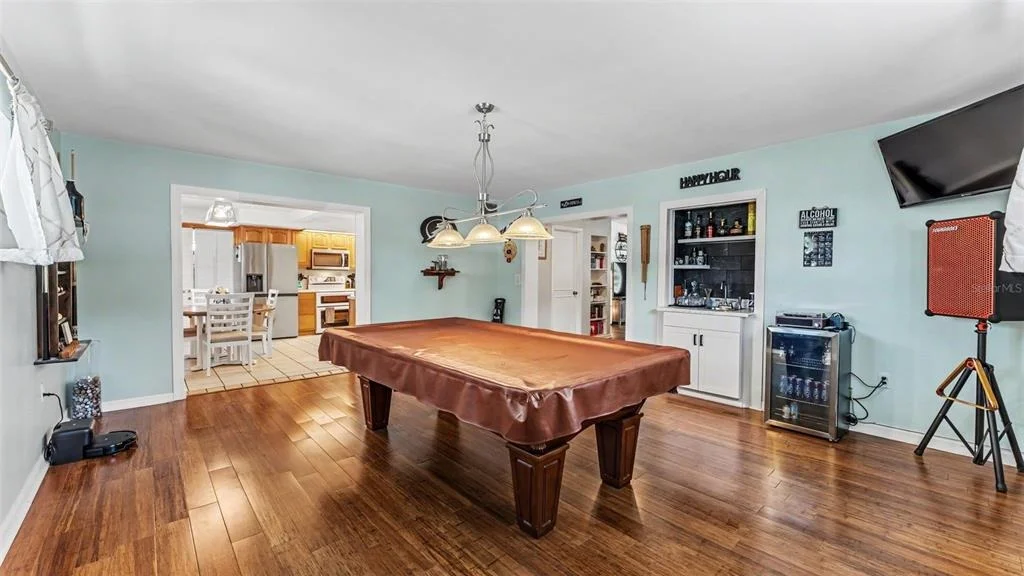 Photo of 680 SUNSET DRIVE