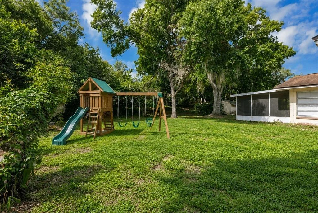 Photo of 1503 MOSS AVENUE