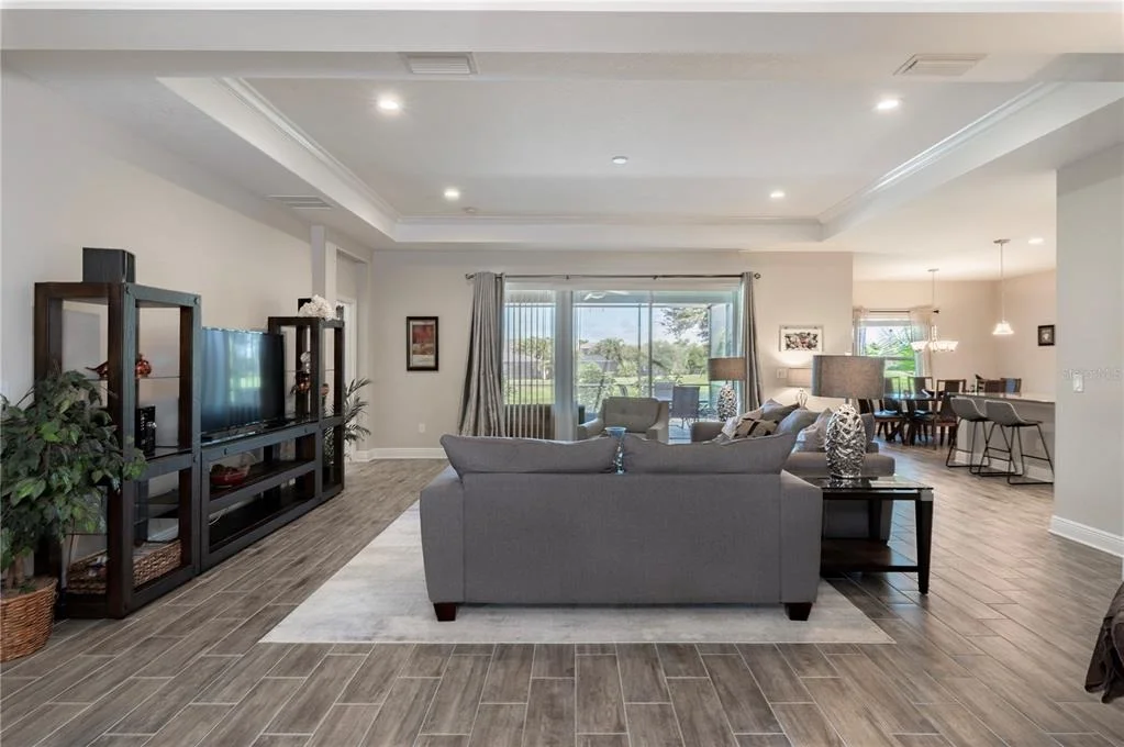 Photo of 1117 THORNBURY DRIVE