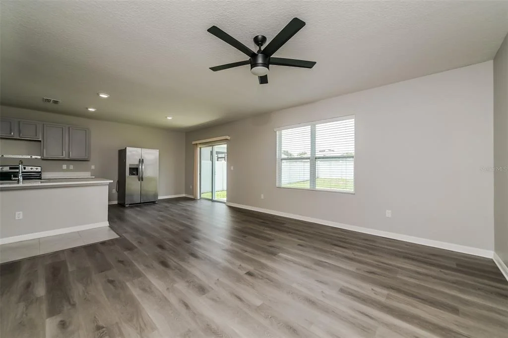 Photo of 321 ALEXZANDER WAY