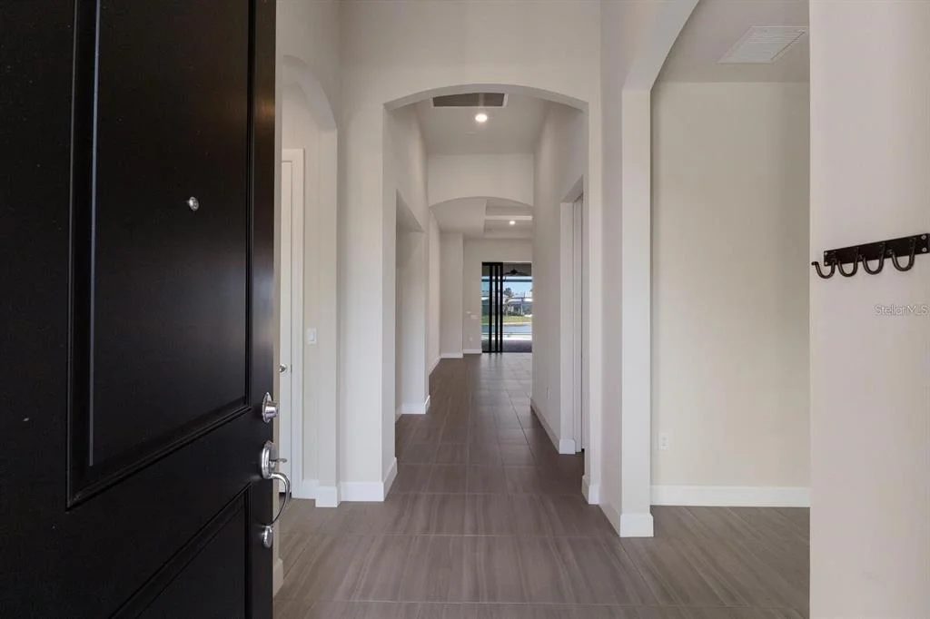 Photo of 712 SIGSBEE LOOP