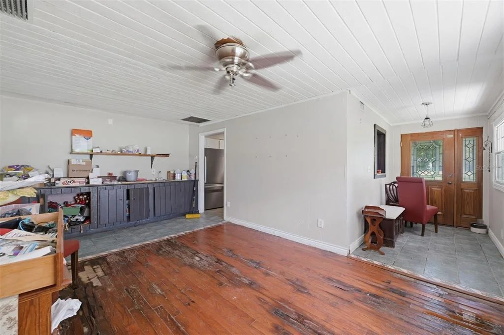 Photo of 15499 OAKCREST CIRCLE