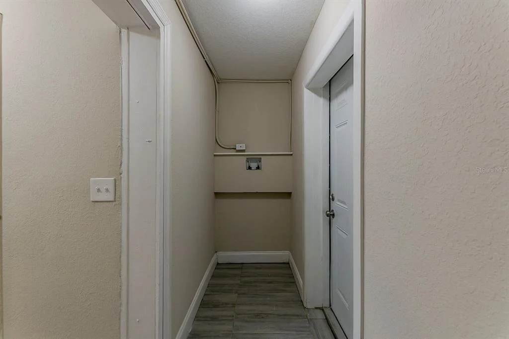 Photo of 1007 EMERALDA ROAD