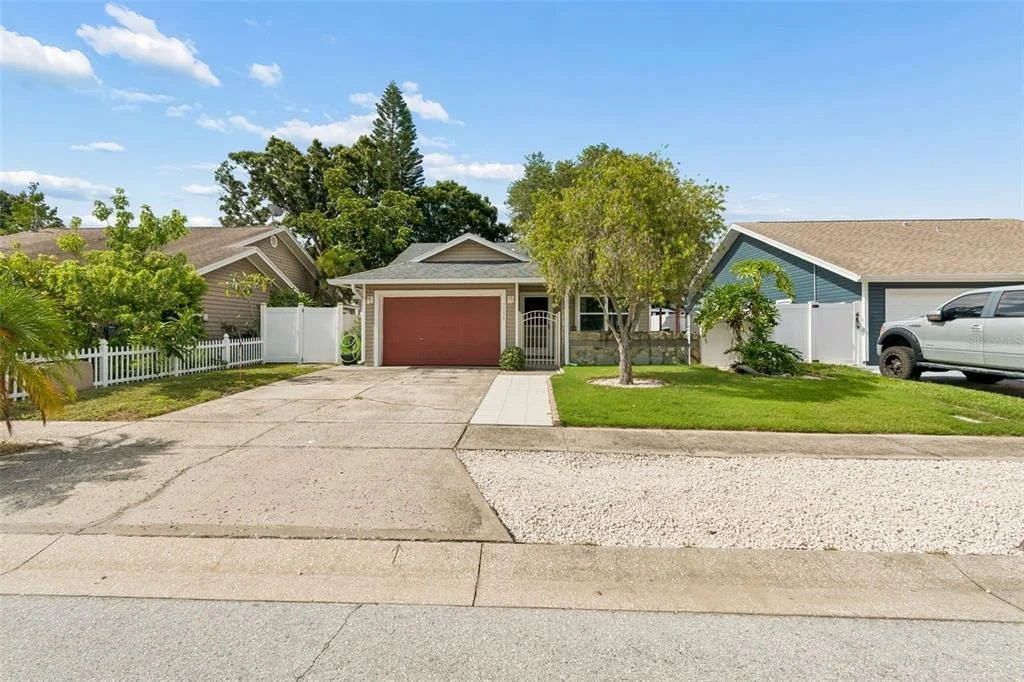 Photo of 3134 WHISPERING DRIVE N