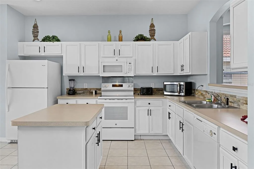 Photo of 321 ROSSO DRIVE