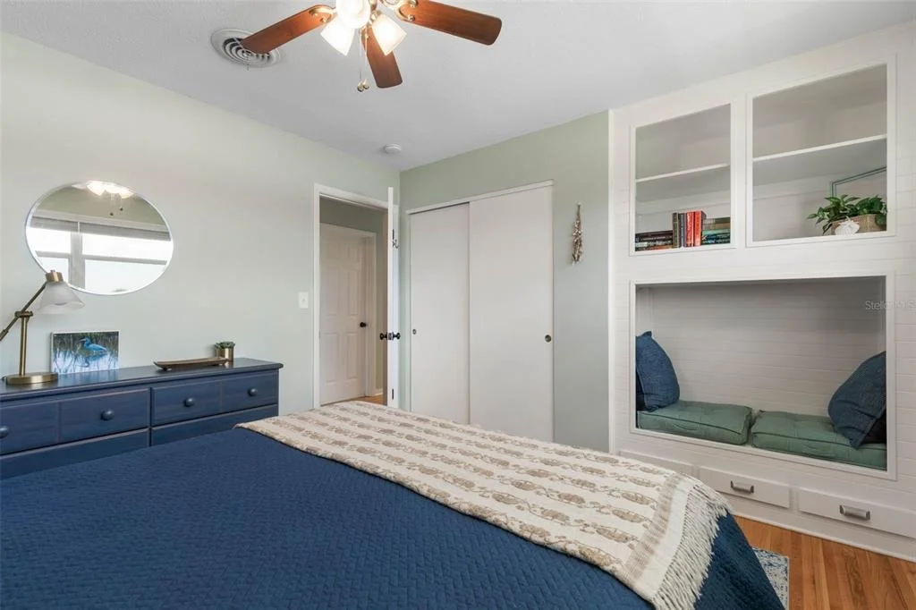 Photo of 76 BANYAN DRIVE