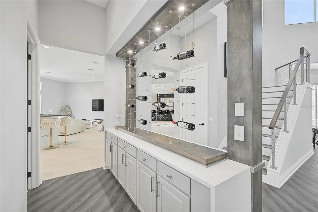 Photo of 854 MACEWEN DRIVE
