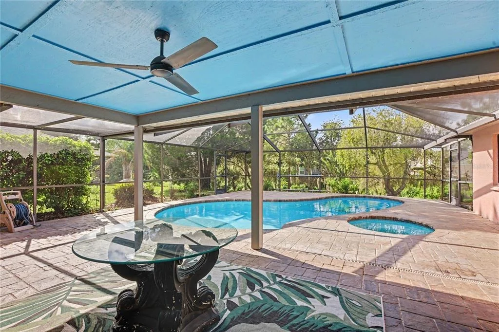 Photo of 1703 PADDOCK DRIVE