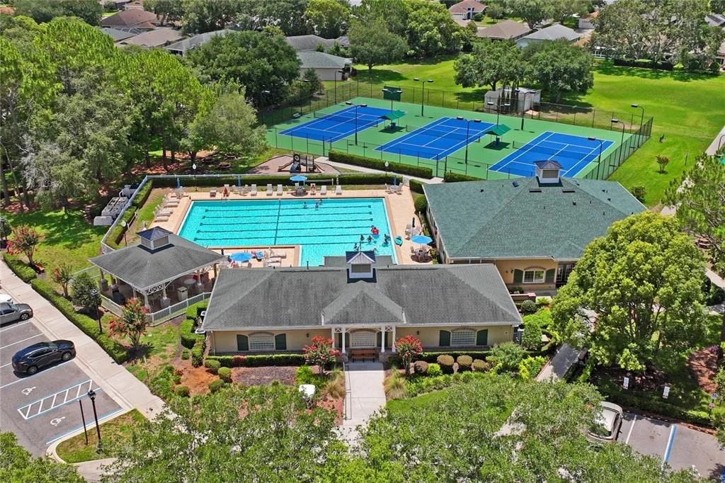 Photo of 14465 MIDDLE FAIRWAY DRIVE