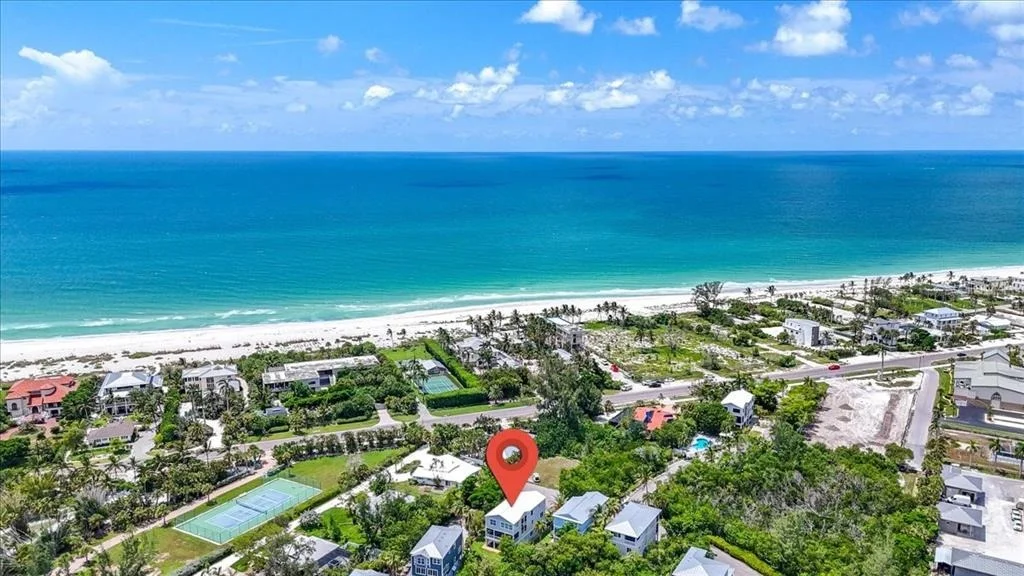 Photo of 6330 LAGUNA DRIVE