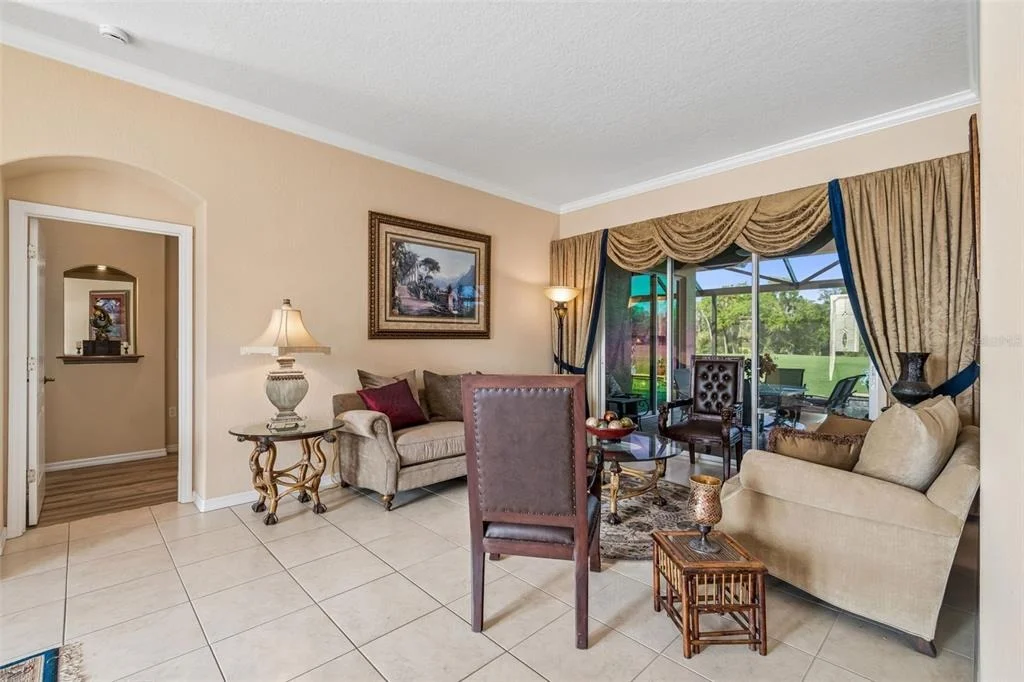 Photo of 566 PLANTERS MANOR WAY