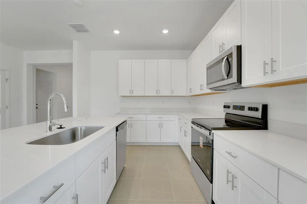 Photo of 304 MEREDITH BOULEVARD