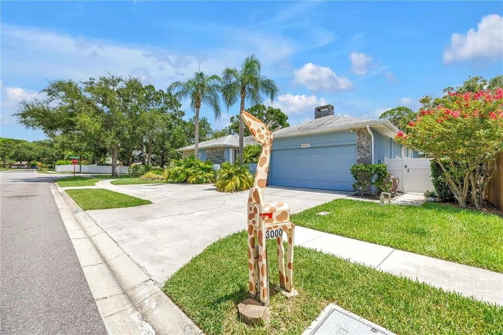 Photo of 3000 HERON PLACE