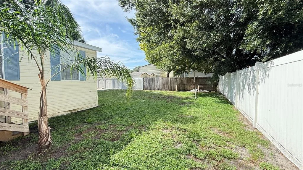 Photo of 10404 BRUSSELS DRIVE