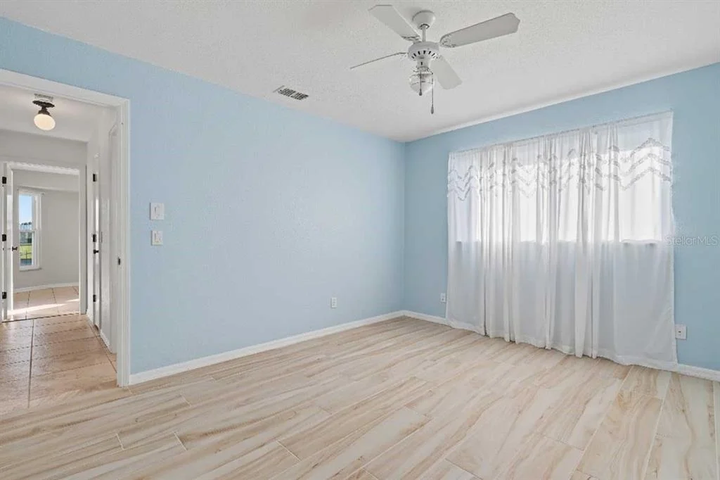 Photo of 1119 VIA FORMIA
