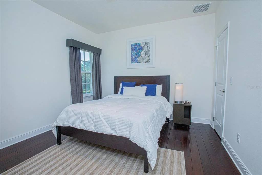 Photo of 12601 BANTING TERRACE