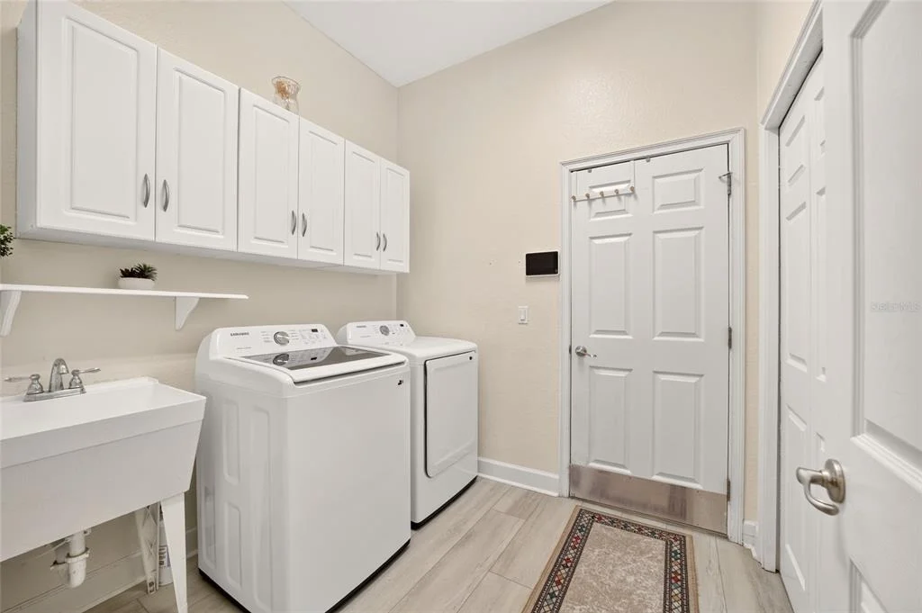 Photo of 914 SE 43RD STREET