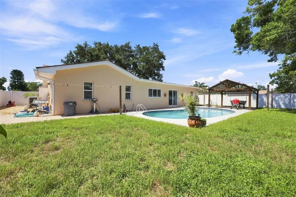 Photo of 2069 KINGFISHER DRIVE