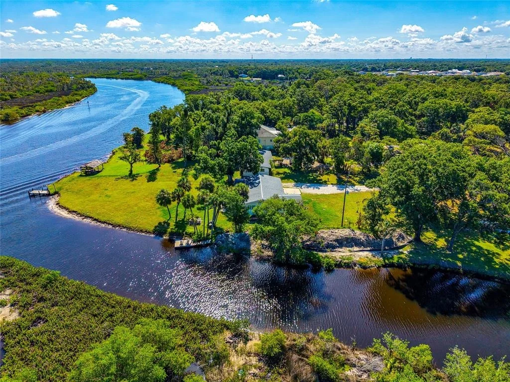 Photo of 11903 UPPER MANATEE RIVER ROAD