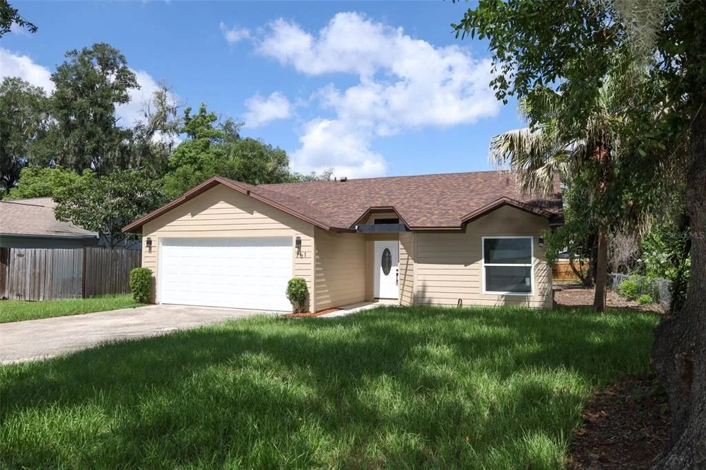 Photo of 761 ROBINHOOD DRIVE