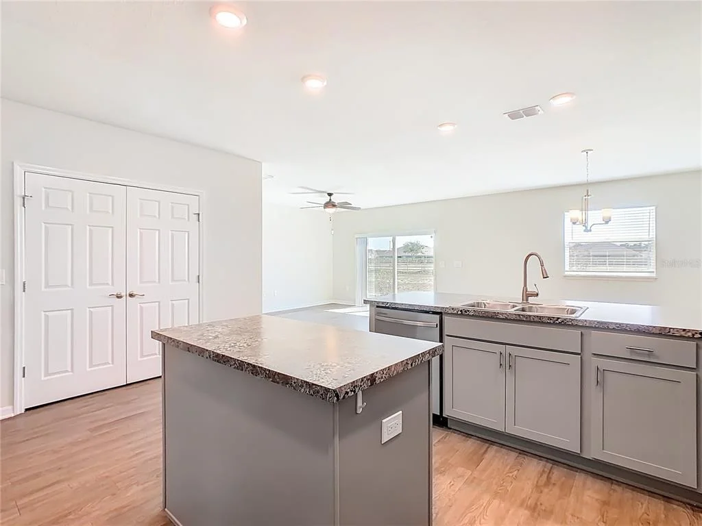 Photo of 1015 CORSO DRIVE