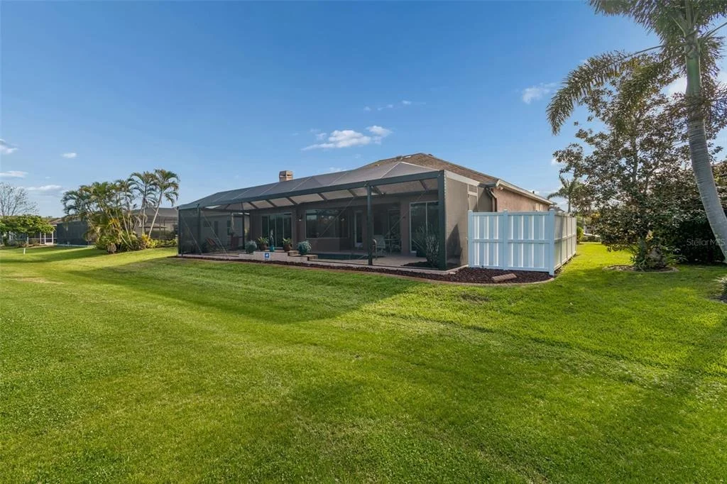 Photo of 566 PLANTERS MANOR WAY