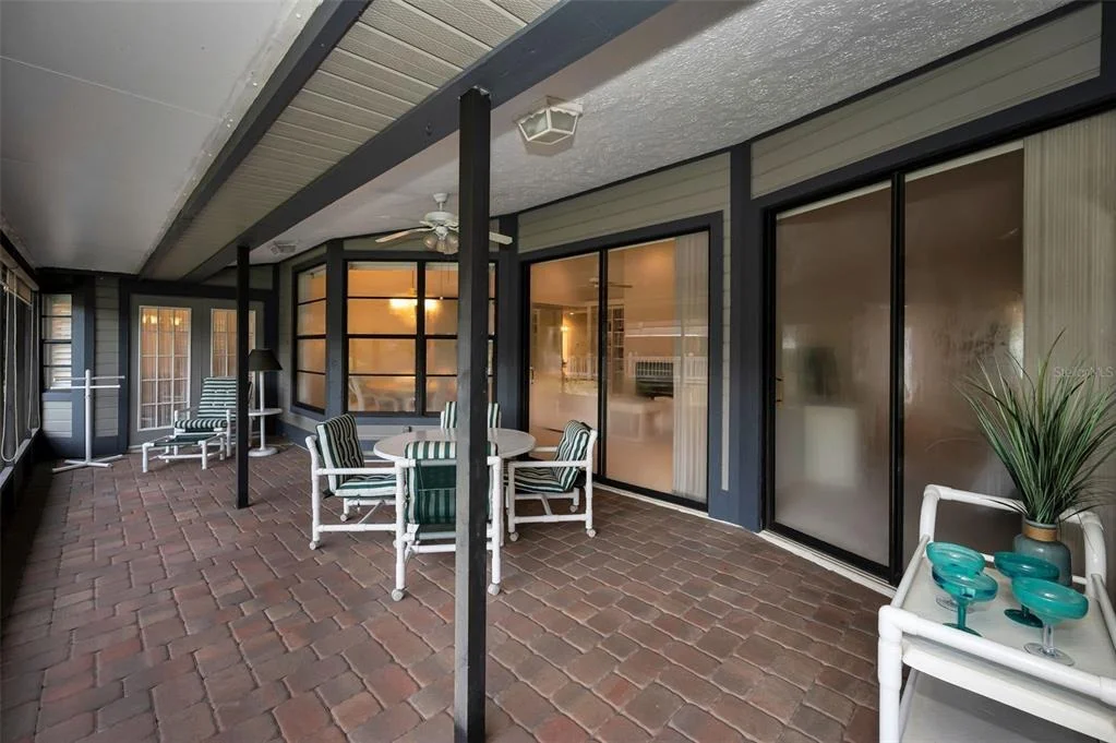 Photo of 900 LUCAS LANE