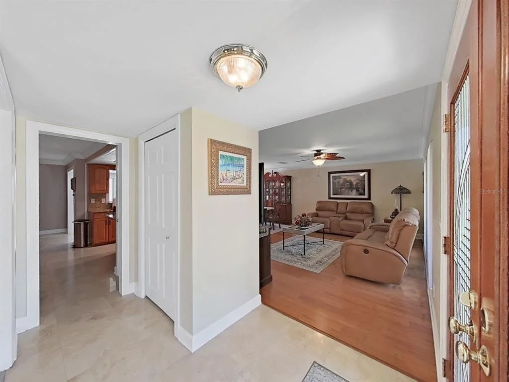 Photo of 1110 MCLEAN STREET