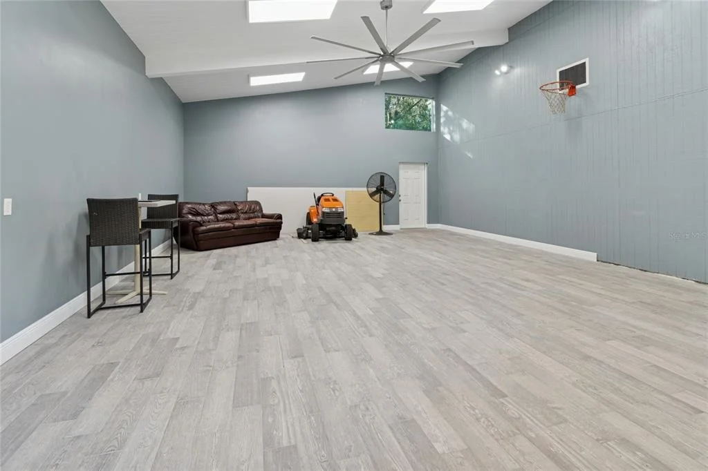 Photo of 9628 DAVIS ROAD