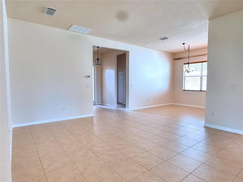 Photo of 4950 SANDY BROOK CIRCLE