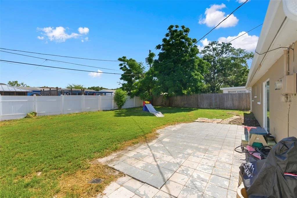 Photo of 4327 BEACON SQUARE DRIVE